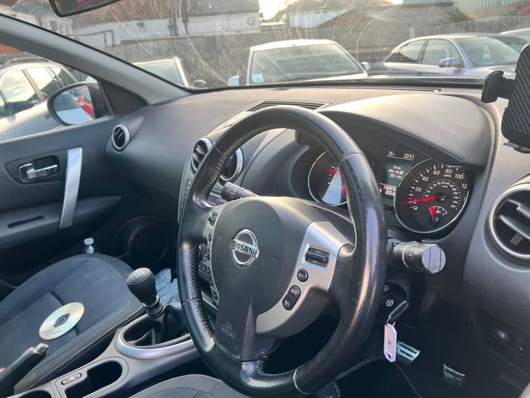 2010 Nissan Qashqai 1.5 dCi N-Tec 5dr HATCHBACK Diesel Manual