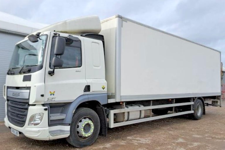 2015 DAF CF65,250 GRP BOX VAN 18 TON TAILLIFT 83,000 MILE MANUAL GEARS EURO-6 