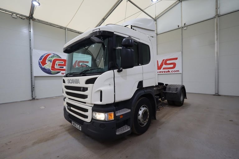 2015 (65 PLATE) Scania P360 4x2 Euro 6 Tractor Units