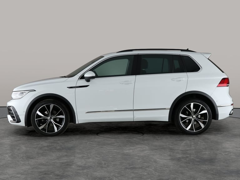 2022 Volkswagen Tiguan 2.0 TDI R-Line SUV 5dr Diesel DSG Euro 6 (s/s) (150 ps) - HEATED SEATS - N...
