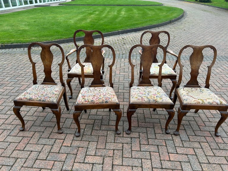 image for Set of 6 Walnut Queen Anne Style Dining Chairs – 2 Carvers & 4 Side Chairs
