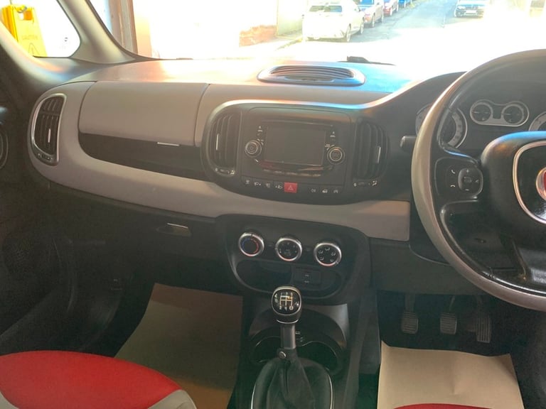 Fiat 500L 1.3 MultiJet Easy MPV 5dr Diesel Manual Euro 5 (s/s) (85 bhp)