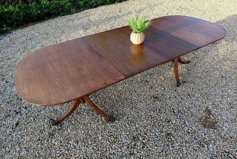 Regency Style Mahogany Extending Dining Table Almost 8 FT Long 10 Seater