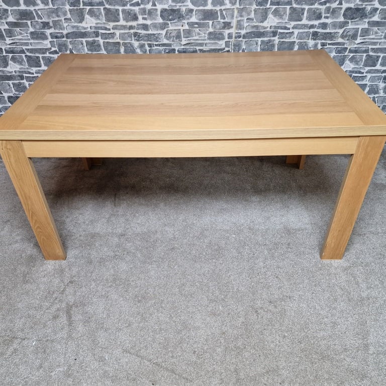 Oak Veneer Dining Table