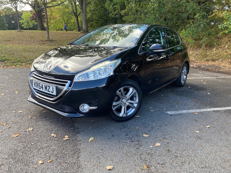 Peugeot, 208, Hatchback, 2014, Manual, 1199 (cc), 5 doors