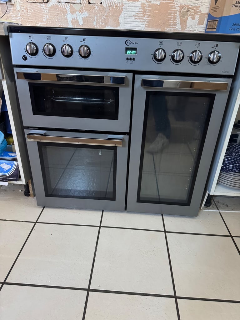 Duel fuel 900 wide range cooker  