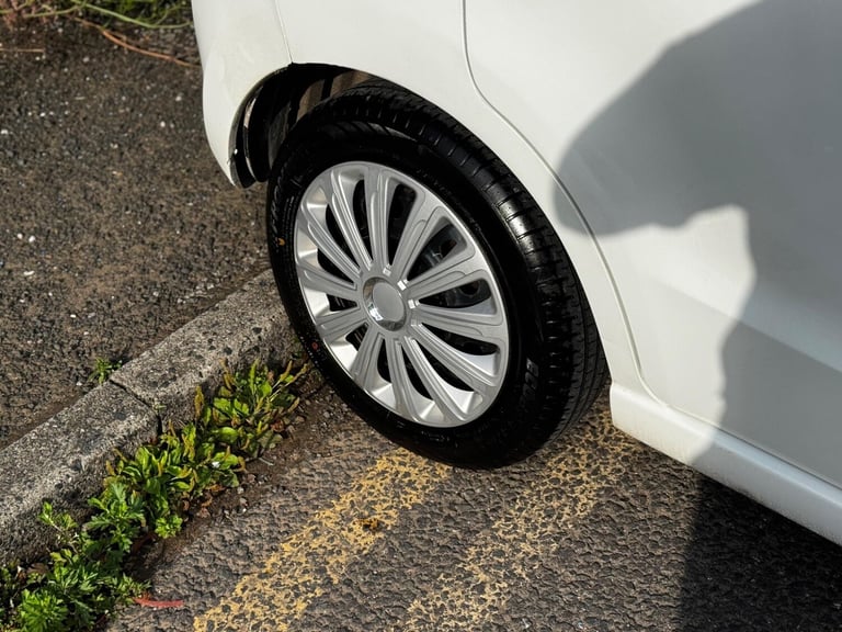 2011 Suzuki Alto 1.0 12V SZ3 Euro 5 5dr HATCHBACK Petrol Manual - Image 48