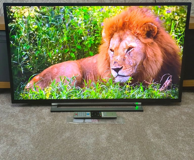 Toshiba 43 inch Full HD 1080p LED Smart TV Alexa WiFi HDMI USB