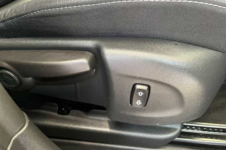 2022 Vauxhall Crossland 1.2 Turbo [130] Ultimate 5dr Auto HATCHBACK PETROL Automatic