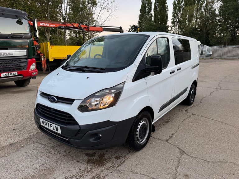 2017 Ford Transit Custom Crew Van