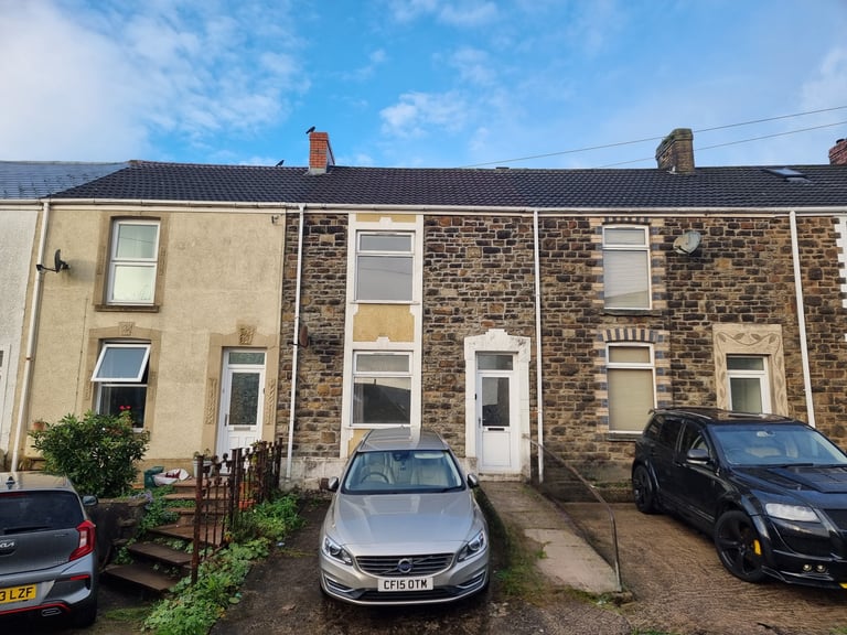 3 bedroom house in Trewyddfa Terrace, Swansea, SA6 Book Online - The Rent Guru {24}
