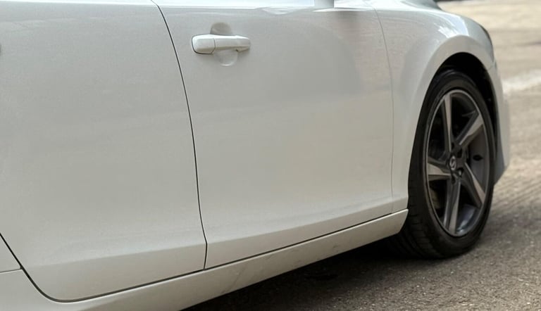 2015 Volvo V40 1.6 D2 R-Design Powershift Euro 5 (s/s) 5dr Diesel