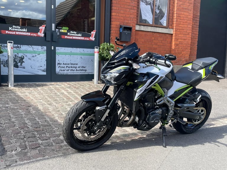 2019 / 69 reg Kawasaki Z900 Performance naked motorcycle in White