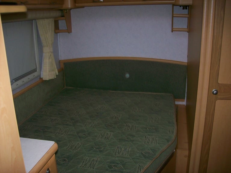 compass corona 4 berth fixed bed very good condition ready to go 