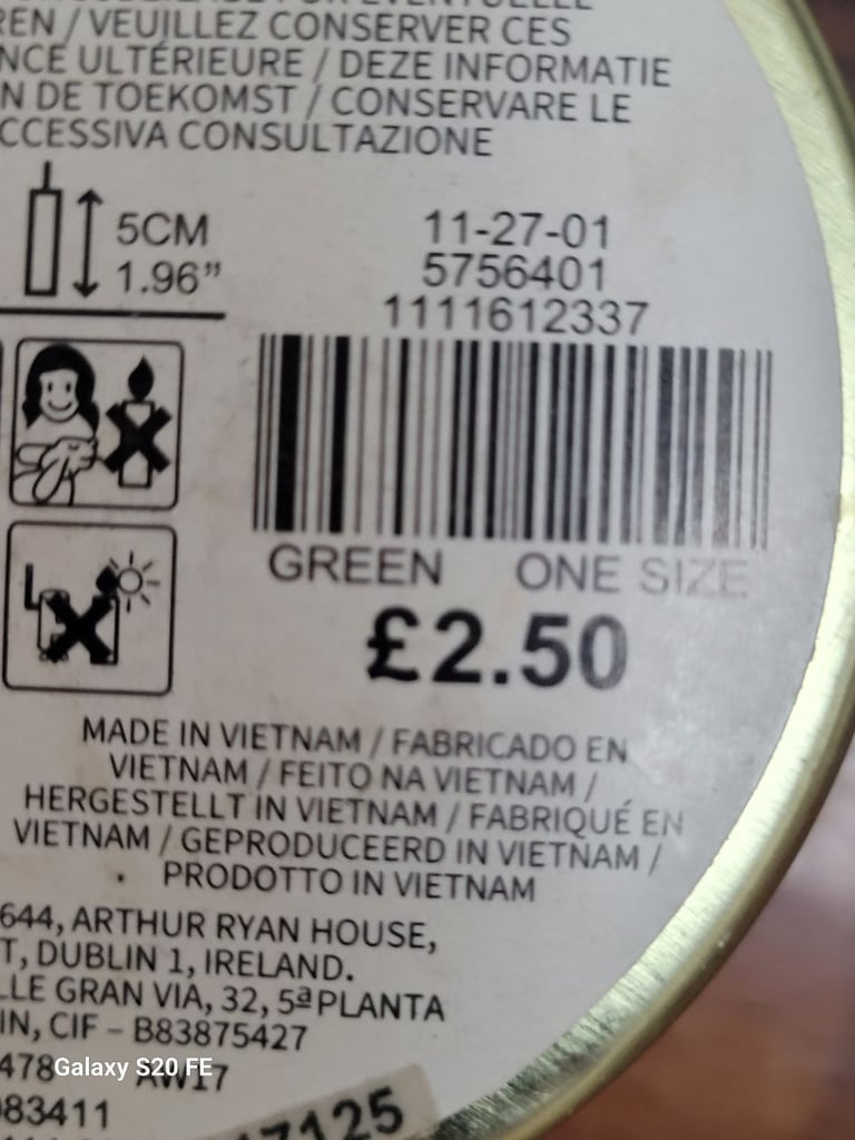 Primark Home Tahitian Vanilla Scented Candle in Tin - Green Cactus Design, 20 Hours