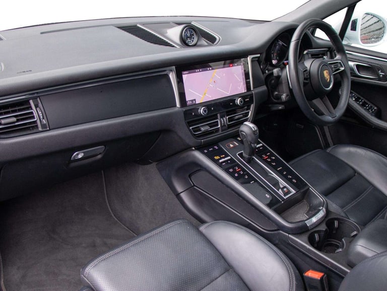 2022 Porsche Macan Estate 5dr PDK SUV Petrol Automatic