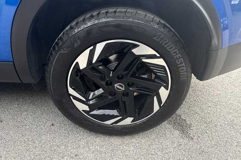 2024 Nissan Qashqai 1.3 DIG-T MH 158 N-CONNECTA 5DR XTRONIC Hatchback Petrol Automatic