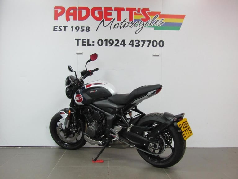 2025 Triumph Trident 660 - Triple Tribute