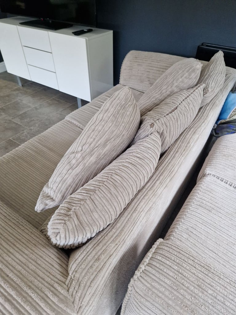 Beige sofa's 