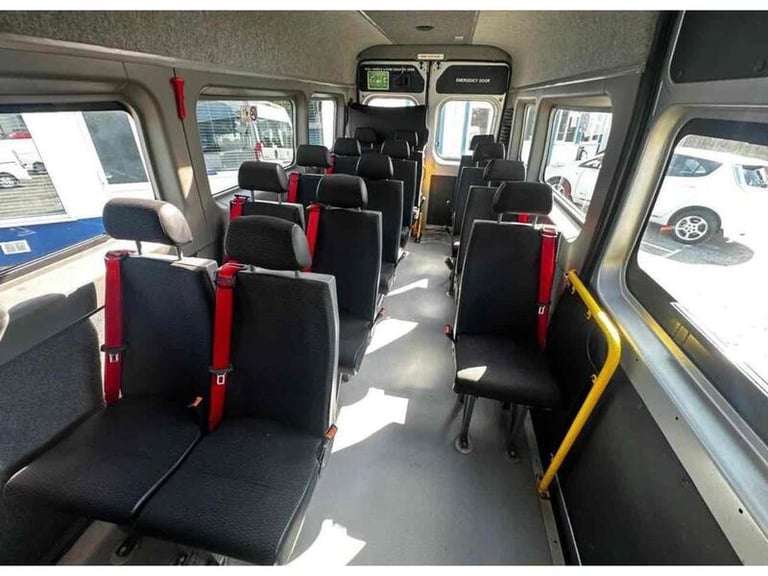 2017 Peugeot Boxer 2.0 BlueHDi H2 Window Van 130ps NA DIESEL Manual