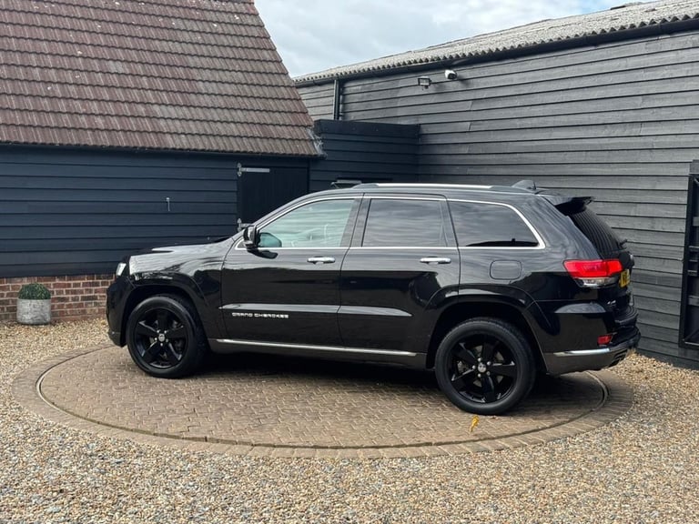 2015 Jeep Grand Cherokee 3.0 V6 CRD Summit SUV 5dr Diesel Auto 4WD Euro 5 (247 bhp) Diesel Automatic