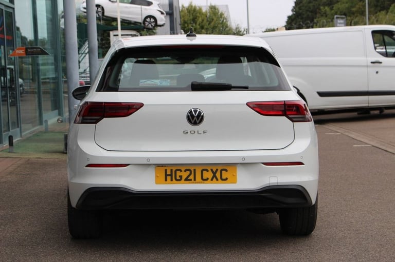 2021 21 VOLKSWAGEN GOLF 2.0 TDI LIFE HATCHBACK 5DR DIESEL MANUAL EURO 6 (S/S) (1