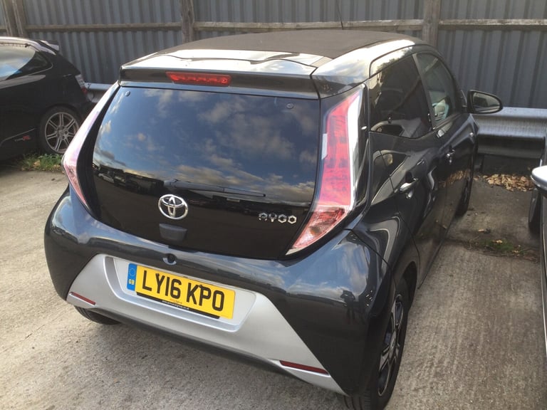 2016 Toyota AYGO 1.0 VVT-i X-Clusiv 2 5dr HATCHBACK Petrol Manual