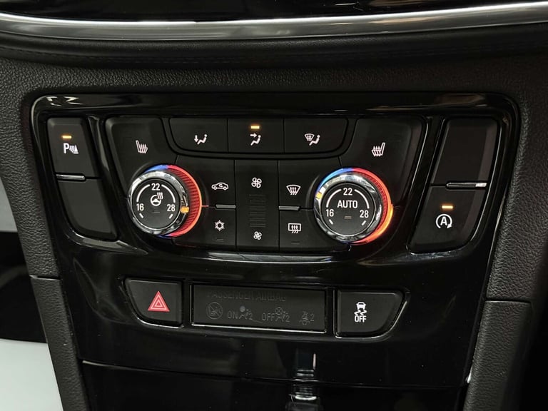 2019 Vauxhall Mokka X 1.4T ecoTEC Elite 5dr HATCHBACK PETROL Manual
