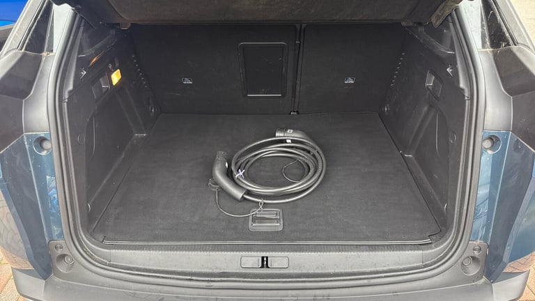 2024 Peugeot 3008 1.6 13.2kWh Allure Premium + SUV 5dr Petrol Plug-in Hybrid e-EAT Euro 6 (s/ SUV...
