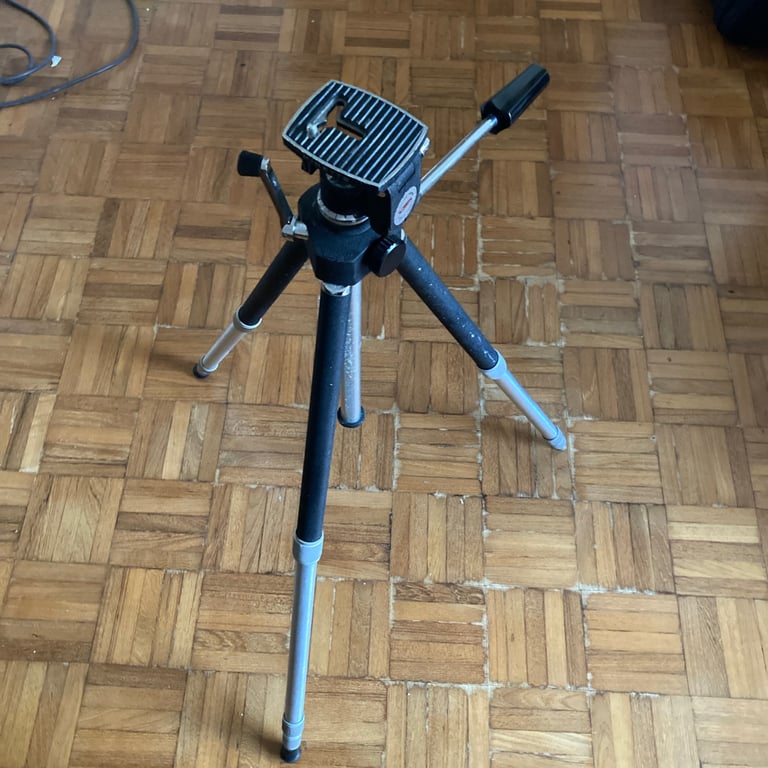 Minette Camera Tripod