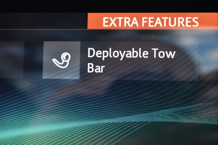 2021 Land Rover Range Rover Sport HSE SILVER+Panoramic Roof and Electric Deployable Tow Pack Esta...