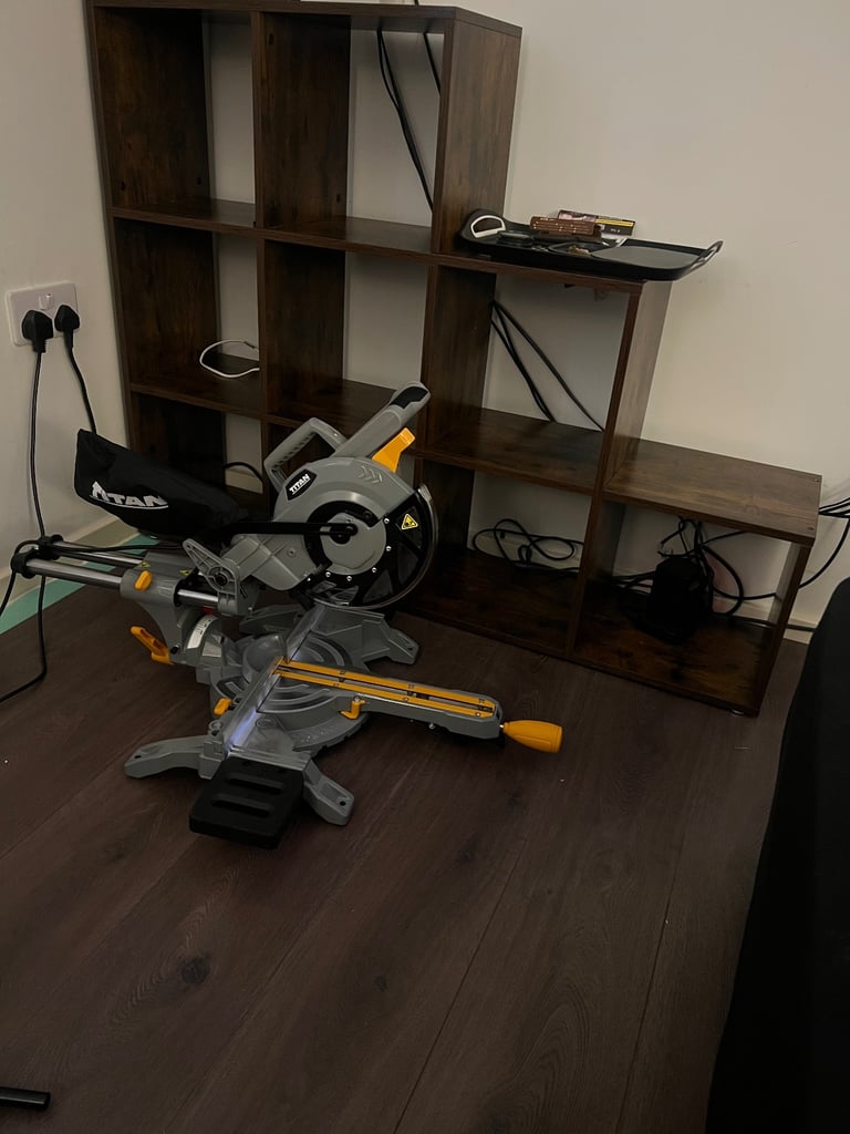 Large cut Titan Mitre saw