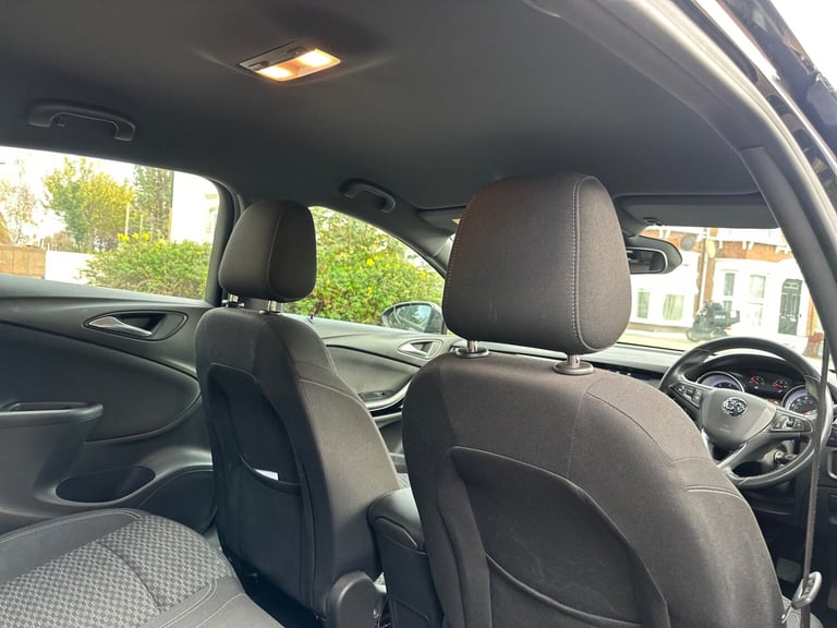 2016 Vauxhall Astra 1.6 CDTi 16V 136 SRi 5dr HATCHBACK Diesel Manual