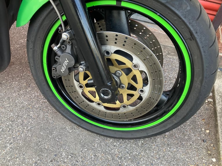 KAWASAKI ZRX1100,LAWSON COLOURS,MANY EXTRAS