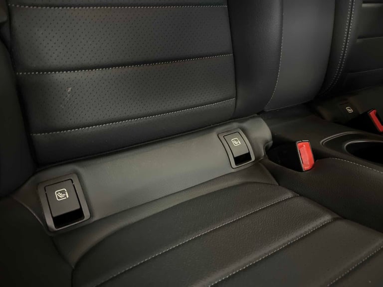  Mercedes-Benz C Class C220d AMG Line 2dr Auto Coupe Diesel Automatic