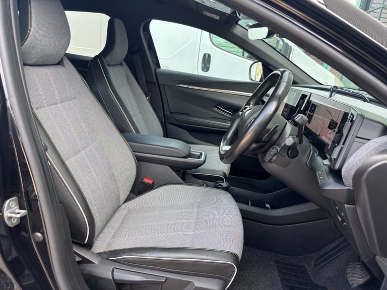2023 Renault Megane E Tech EV60 160kW Techno 60kWh Optimum Charge 5dr Auto Hatchback Electric Aut...