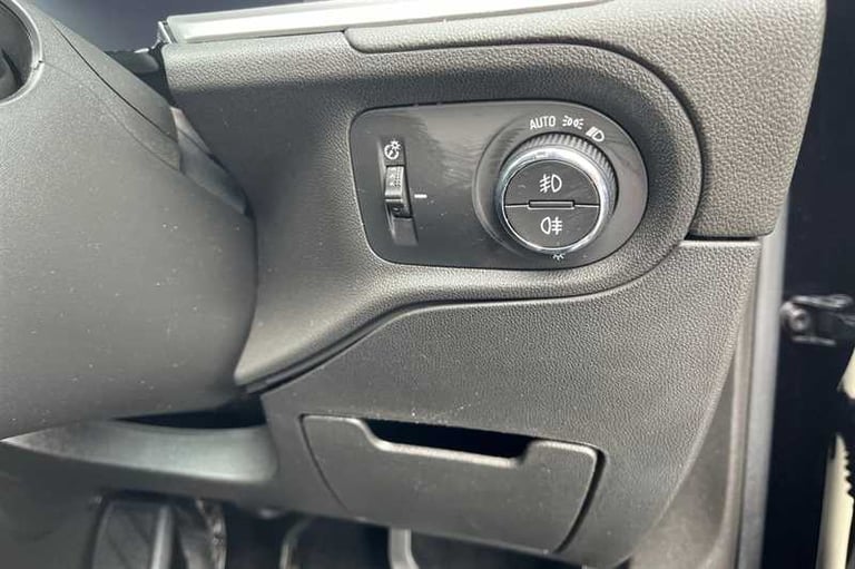 2022 Vauxhall Grandland 1.2 Turbo Ultimate SUV 5dr Petrol Manual Euro 6 (s/s) (130 ps) SUV Petrol...