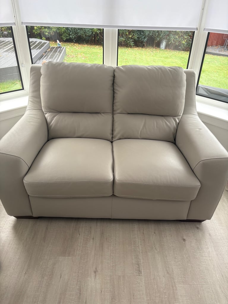 image for Italian Leather Sofas for Sale