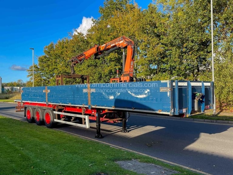 image for SDC CRANE MOUNTED DROPSIDE FLATBED BRICK GRAB