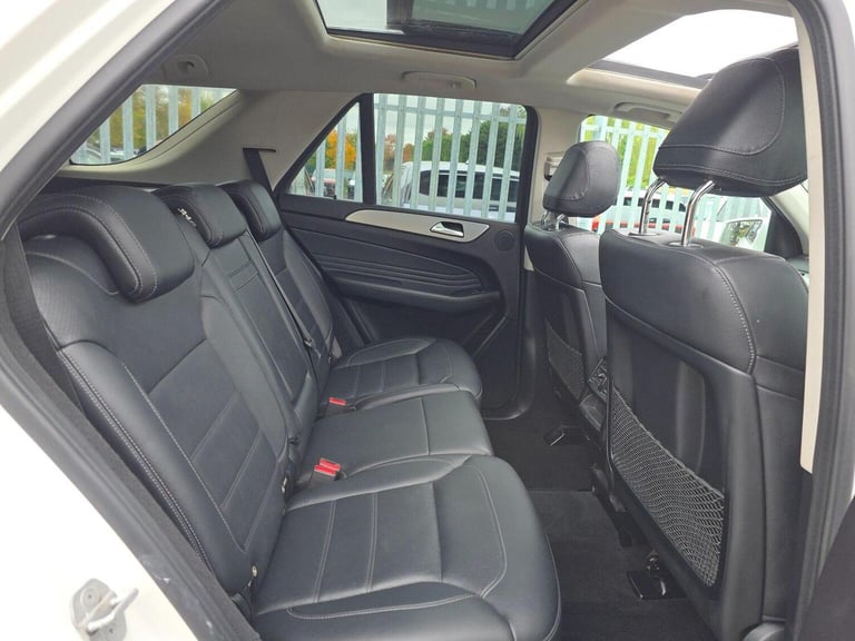 MERCEDES-BENZ GLE CLASS 3.0 GLE350d V6 AMG Line (Premium) G-Tronic 4MATIC Euro