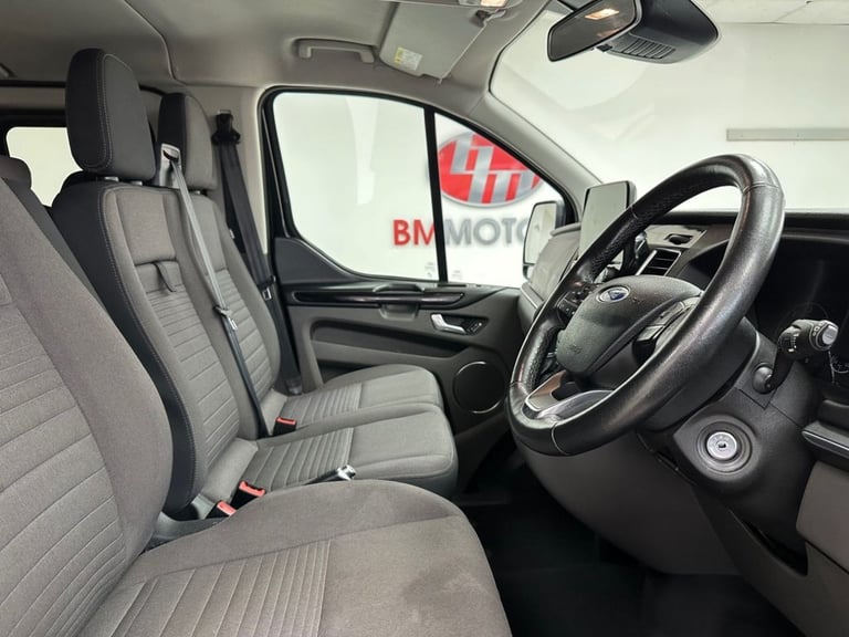 2020 Ford Tourneo Custom 2.0 EcoBlue 130ps L/R 8 Seater Titanium Auto MPV DIESEL Automatic