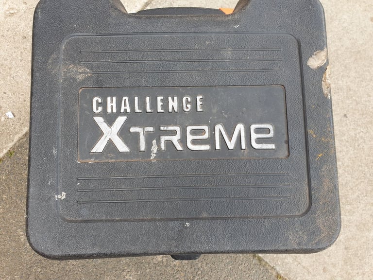 CHALLENGE XTREME 1500W 185MM CIRCULAR SAW + STORAGE CASE IN GOOD WORKING ORDER + CAN BE SEEN WORKING