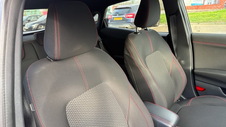 2021 Ford Puma 1.0 EcoBoost ST-Line 5dr Auto Petrol Hatchback Hatchback Petrol Automatic