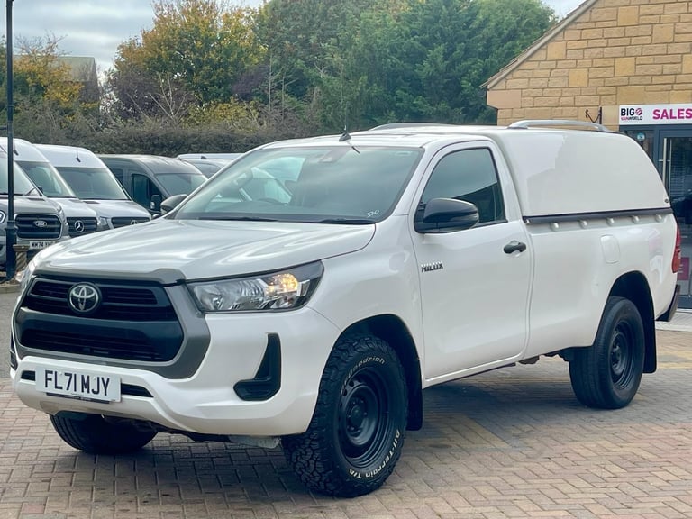 Toyota Hilux D-4D 150 ACTIVE 4WD SINGLE CAB WITH TRUCKMAN TOP