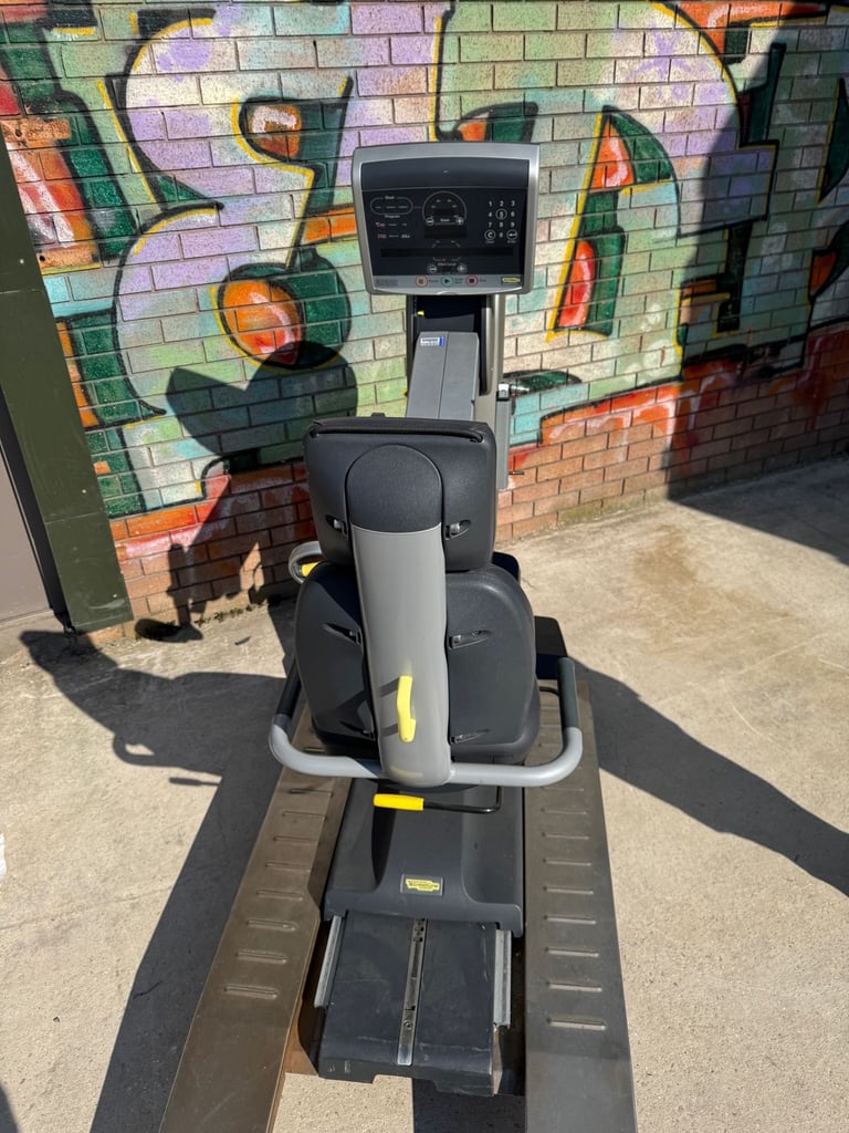  PRECORE package available as a lot for £600 individual prices  see the list AMT Precor x5 £500    