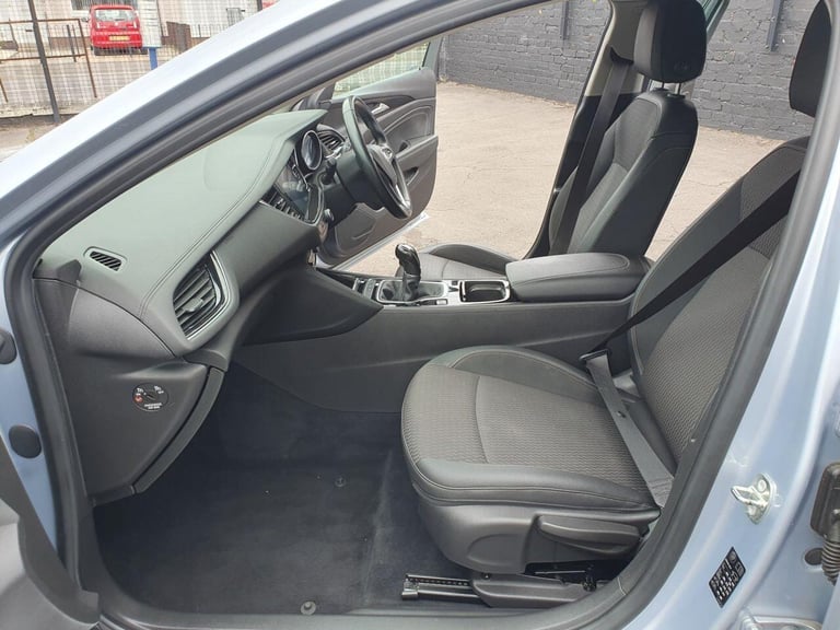 2017 Vauxhall Insignia 1.5i Turbo Tech Line Nav Grand Sport 5dr Petrol Manual Euro 6 (s/s) (165 p...