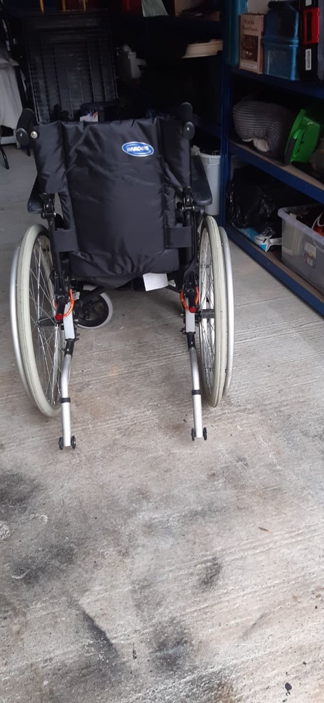 WHEELCHAIR 