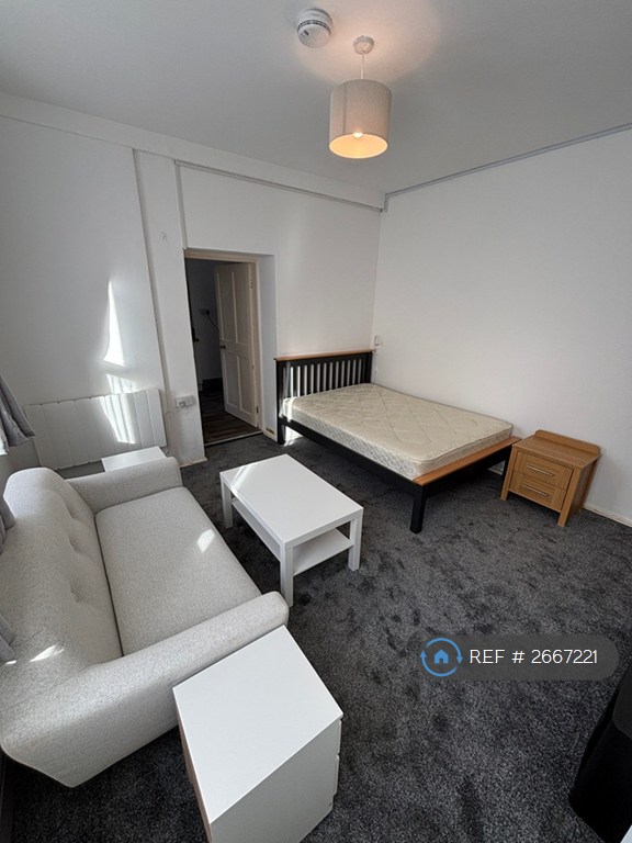 Studio flat in Maer Down, Bude, EX23 (#2667221)