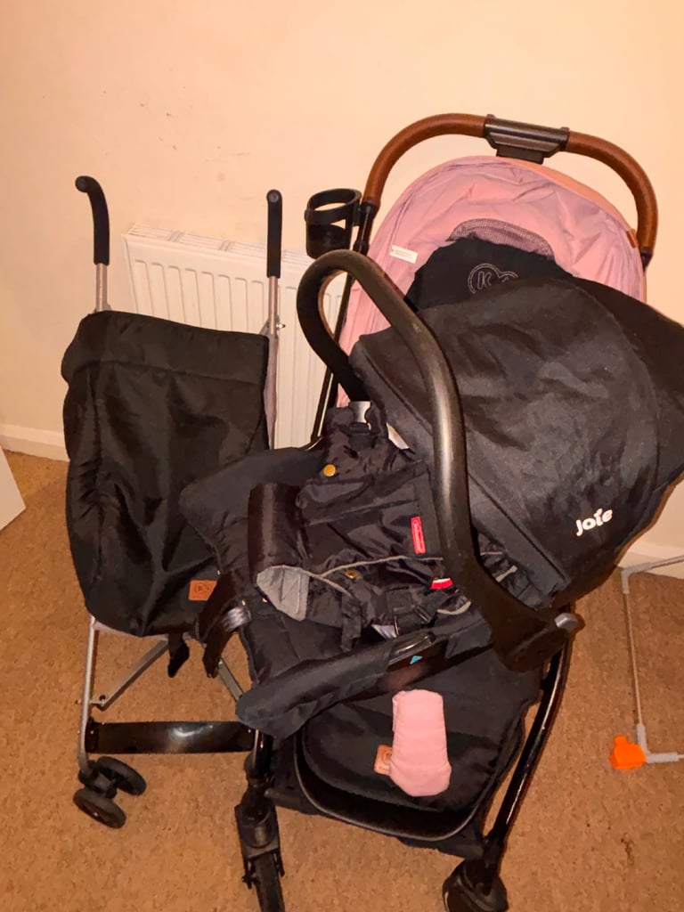 Stroller/pushchair/car seat