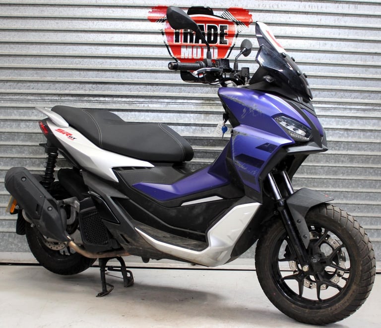 image for 2023 73 APRILIA SR 125 GT SPORT SCOOTER LEARNER LEGAL 800mls TRADE SALE NEW MOT